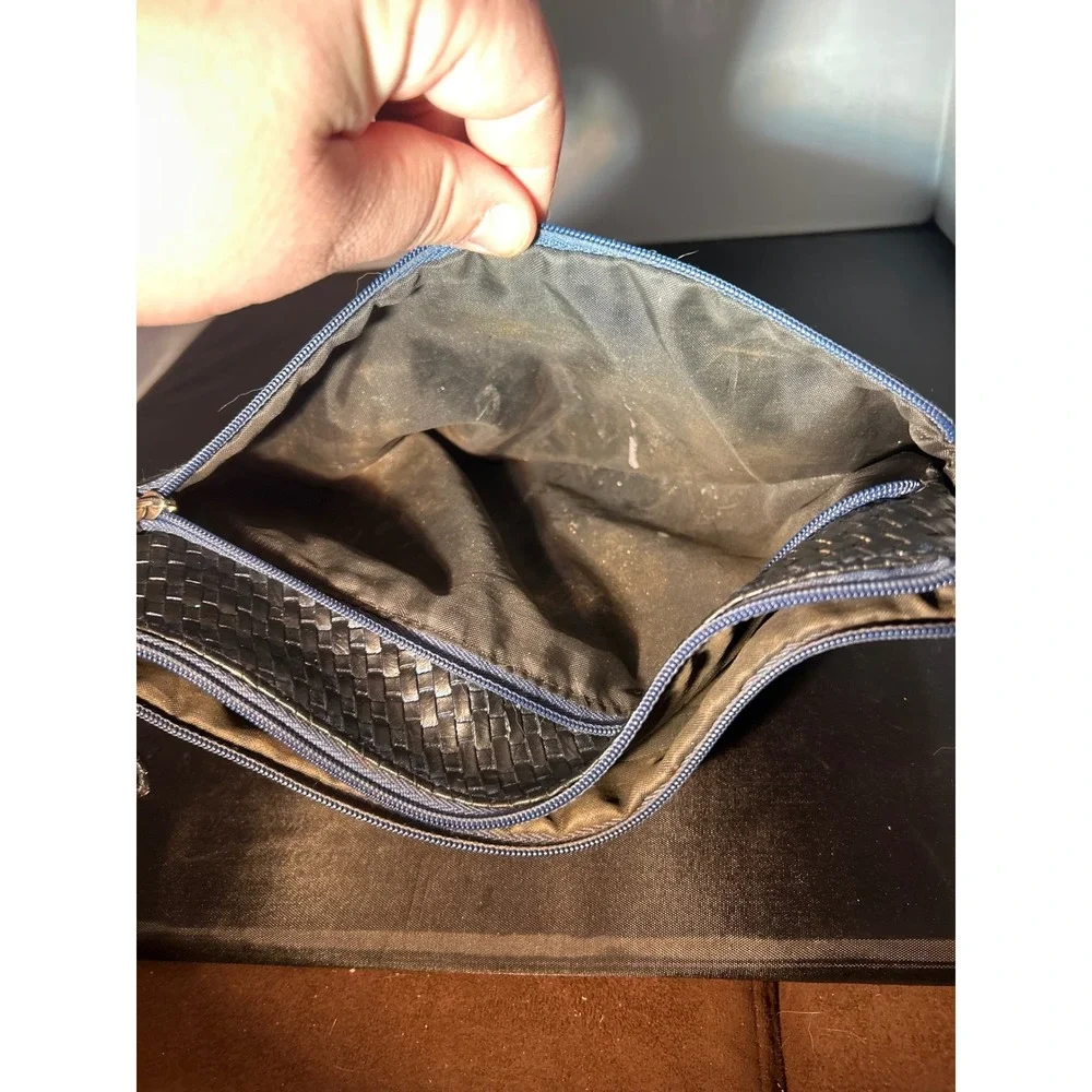 Tahari Black Woven Faux Leather Cosmetic‎ Bag Pouch Zipper Closure
